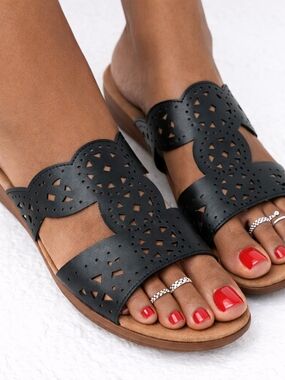 EASY SPIRIT BLACK Sandals - Women